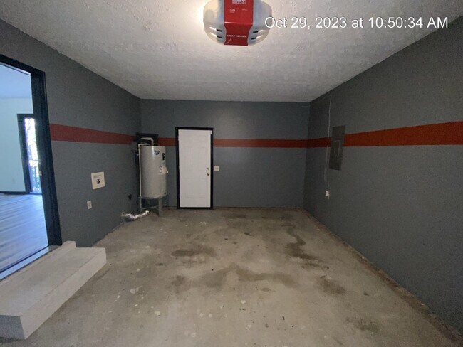 Building Photo - 5646 Blythewood Ln