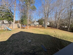 Building Photo - 4233 Rosewood Ct