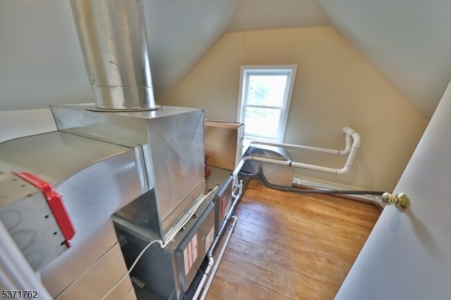 Building Photo - 241 US-206