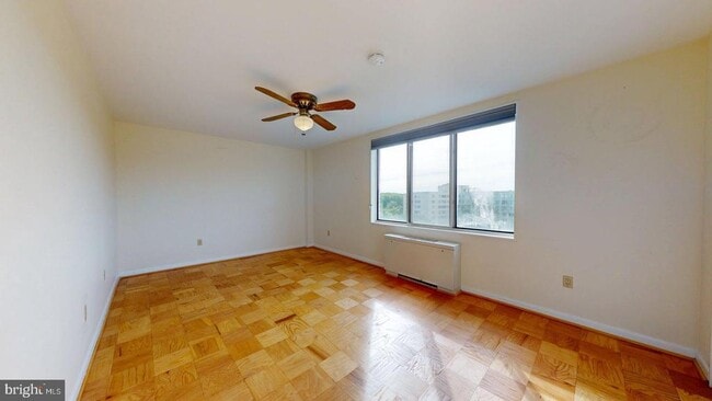 Building Photo - 6641 Wakefield Dr