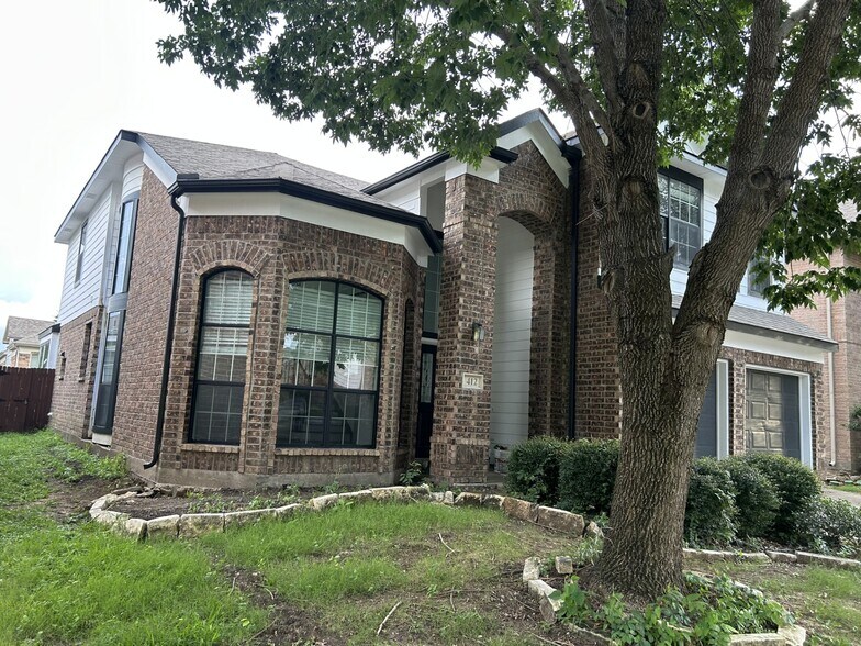 Building Photo - 412 Cypress Hill Dr