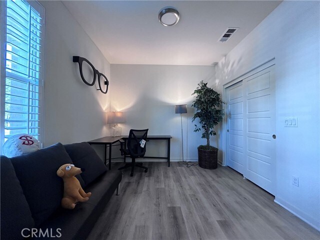 Building Photo - 129 Cadence