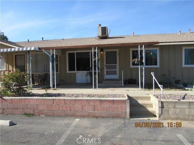 Building Photo - 150 E Lakeshore Dr