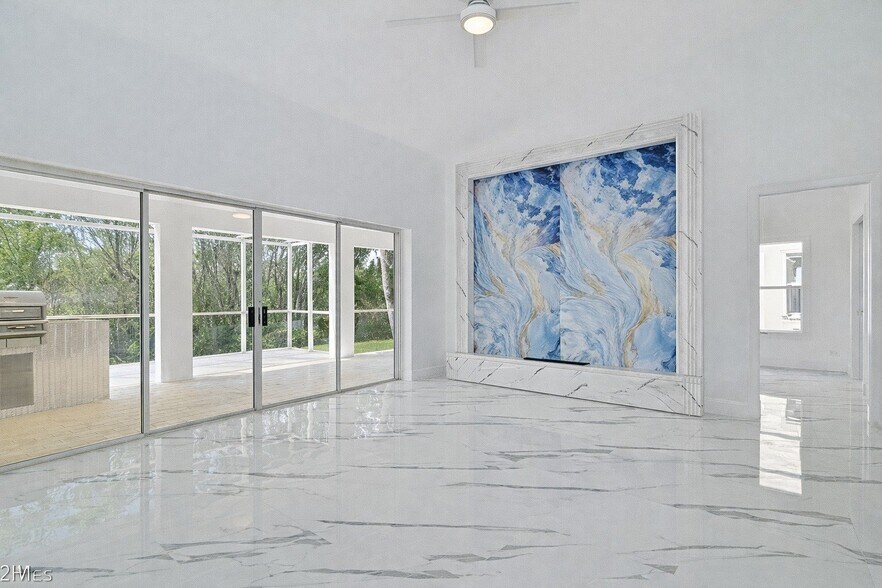 Building Photo - 3832 Sabal Springs Blvd