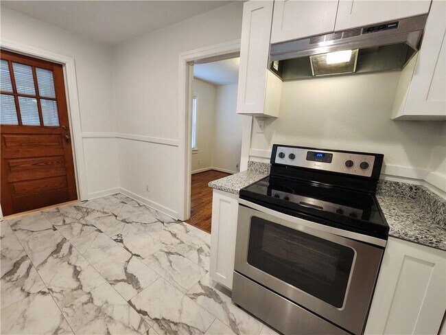 Building Photo - 1214 Palmetto St