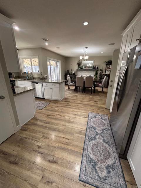 Building Photo - 4863 Gardenia St