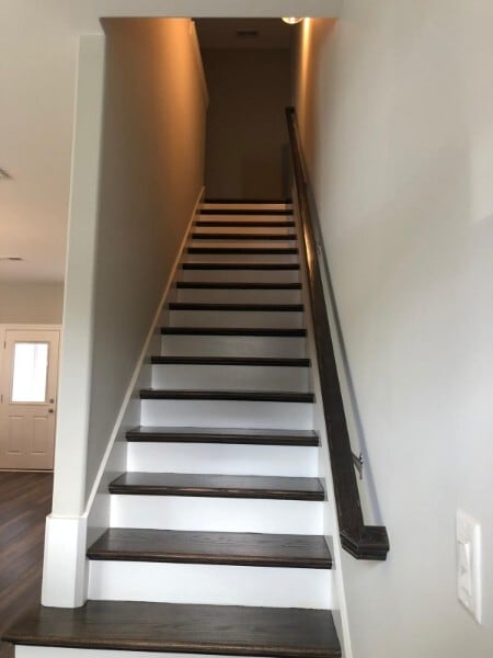 Building Photo - 555 Gresham Ln