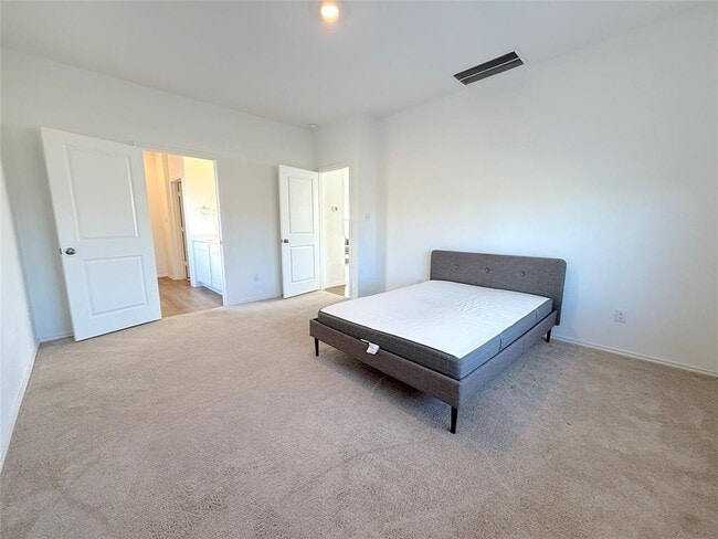 Building Photo - 224 Canley Lp