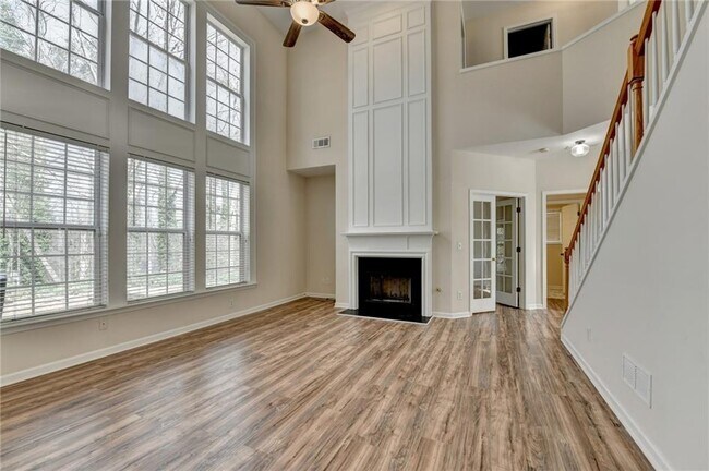 Building Photo - 100 Hawnley Trace