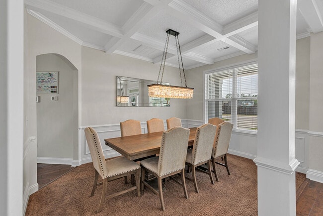 Building Photo - 301 Bear Run