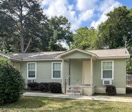 Building Photo - Cozy Warner Robins Home That Won’t Last Long