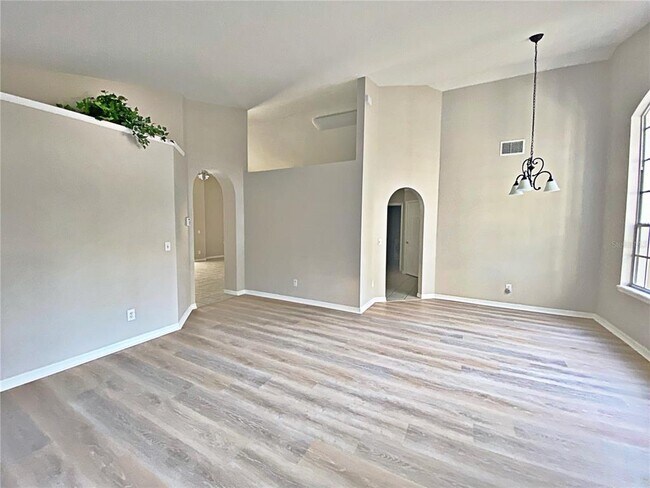 Building Photo - 16834 Rockwell Heights Ln