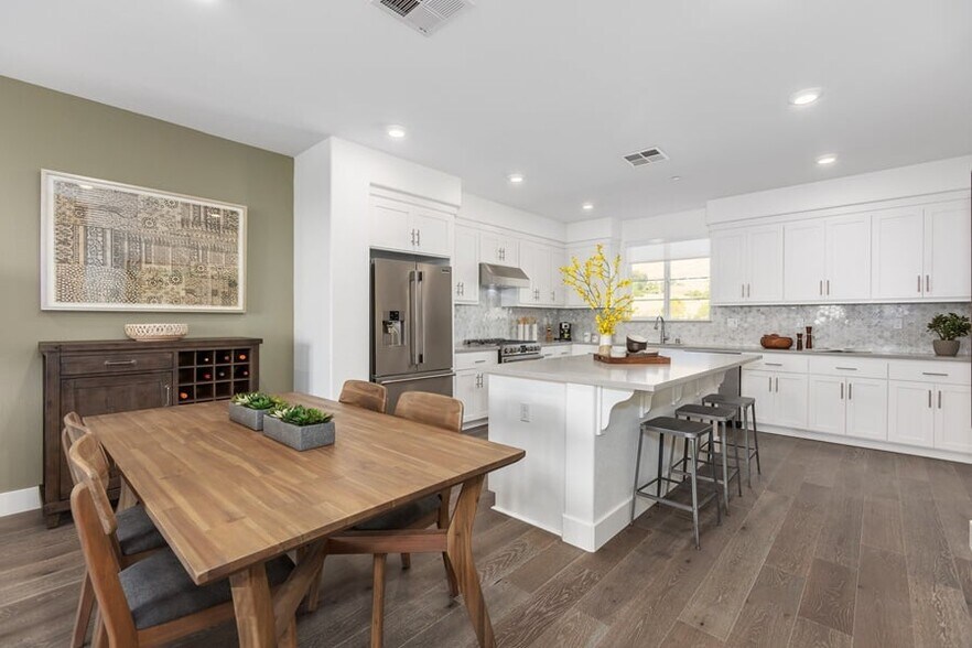 Building Photo - 29430 Urbia Way