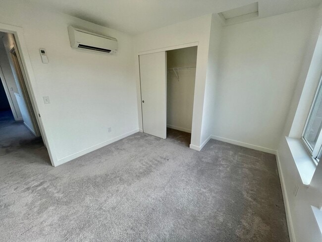 Building Photo - Half Month Free – Modern 3BR Townhome with...