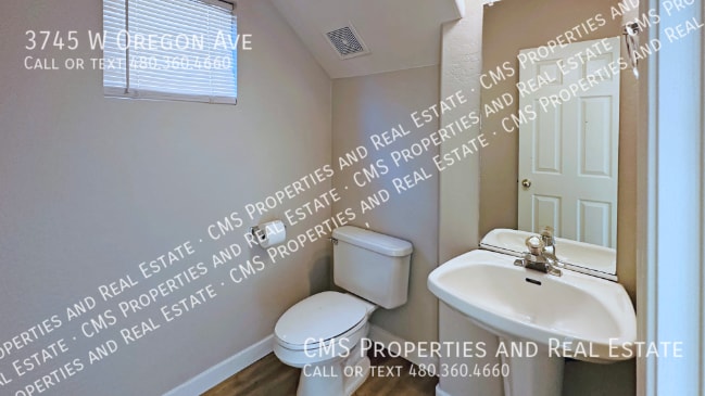 Building Photo - 3745 W Oregon Ave