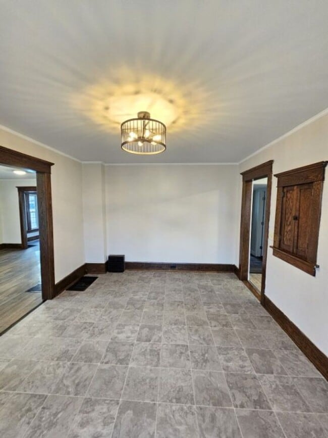 Building Photo - Updated 2 Bedroom (with flex/office space), 2.5 Bath Home with Attached Garage – $1,695/Month