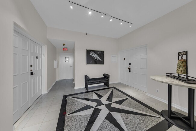 Building Photo - 7351 Promenade Dr