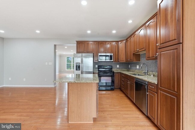 Building Photo - 25196 Whippoorwill Terrace