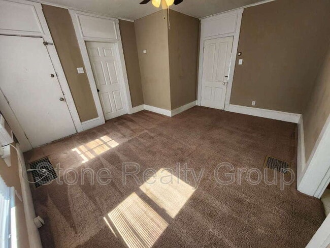 Building Photo - 1436 S 4th St