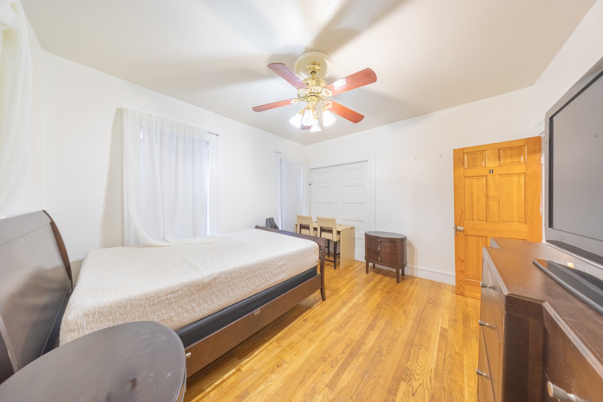 Building Photo - 31 Seattle St