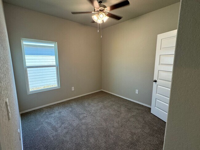 Building Photo - Brand New Single-Story NBTX Home!