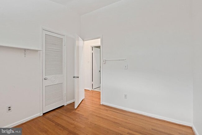 Building Photo - 6713 Old Chesterbrook Rd