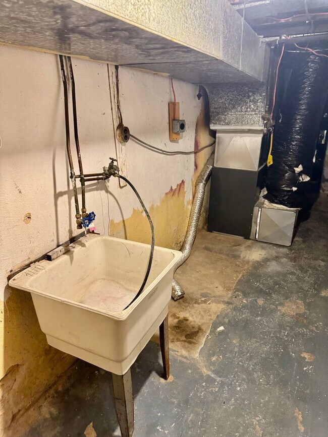 Building Photo - Spacious 3-Bedroom Home in Cedar Park – Av...