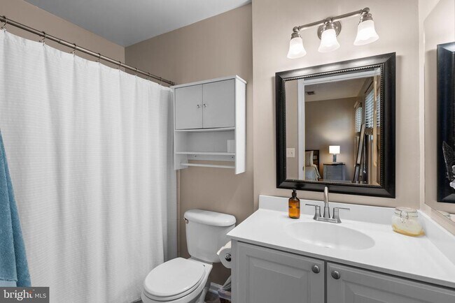 Building Photo - 2940 Huntington Grove Square