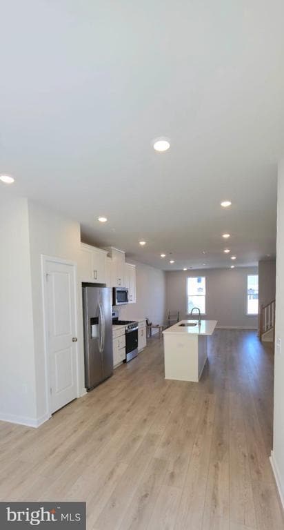 Building Photo - 242 Talucci Dr