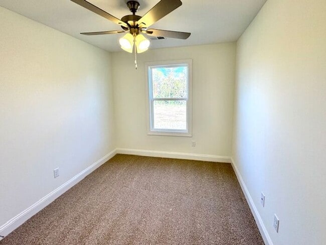 Building Photo - Move In Special! Move In Special! Now Leasing a 5-bedroom 3 bath home in Olive Branch @ Southbranch.