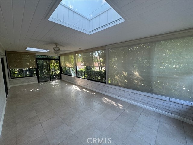 Building Photo - 5260 Duenas