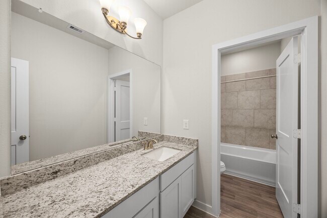 Building Photo - 12535 Llano Estacado Dr