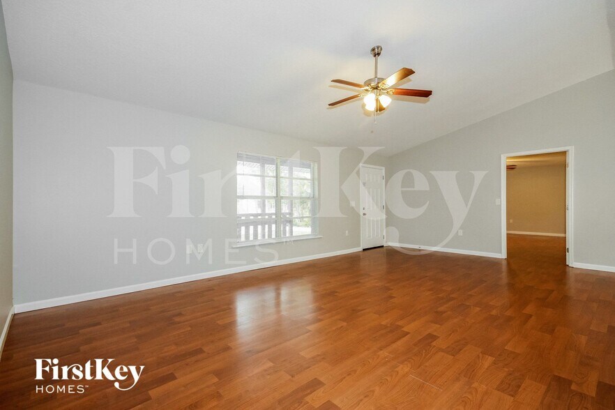 Building Photo - 8240 Stoner Rd