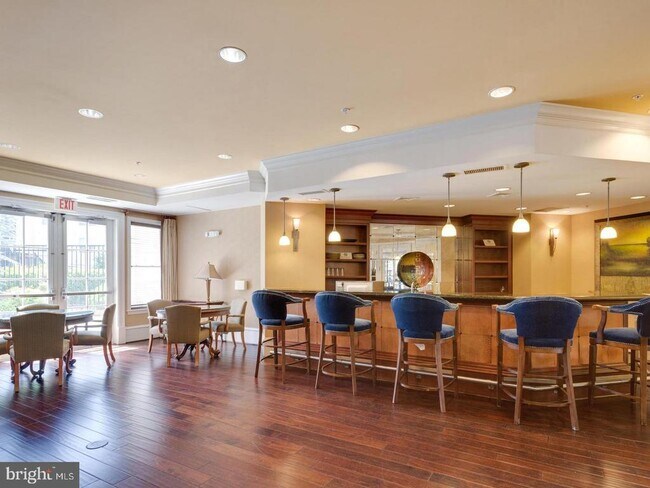 Building Photo - 2665 Prosperity Ave