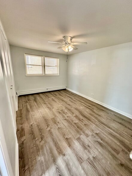 Building Photo - 37 W Conti Pky