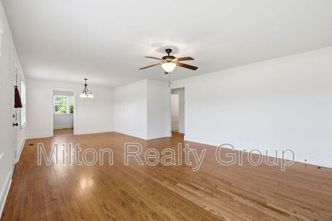 Building Photo - 4212 US-421