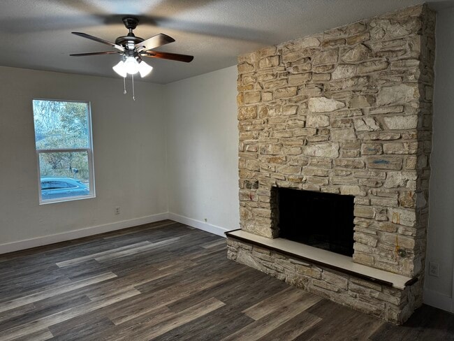 Building Photo - 4603 Guadalajara Dr