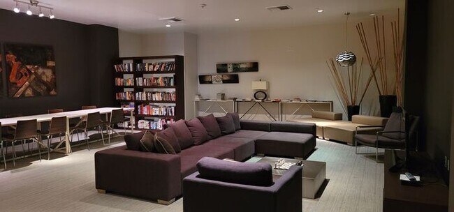 Building Photo - At the Montage!!! 1 bedroom 1 bath luxury ...