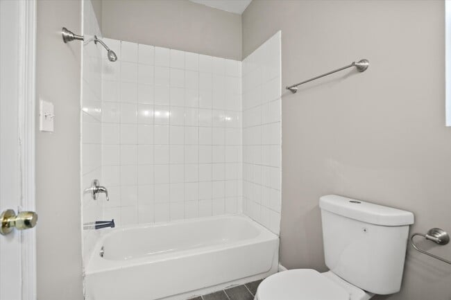Building Photo - 4731 S Laflin St