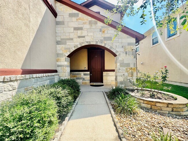 Building Photo - 7317 Highland Bluff Cove