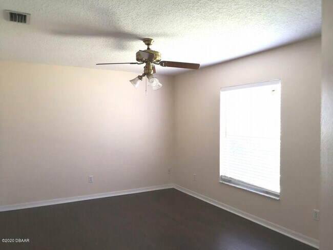 Building Photo - 6517 Shahab Ln