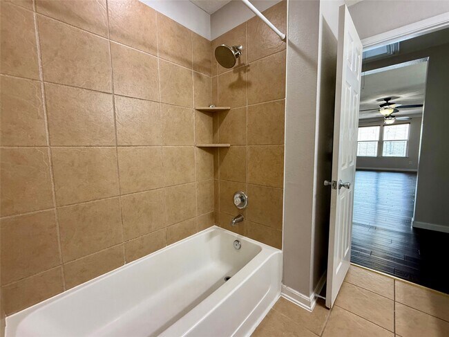 Building Photo - 18603 Morgans Forest Ln
