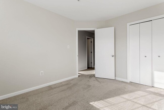 Building Photo - 5089 Stapleton Terrace