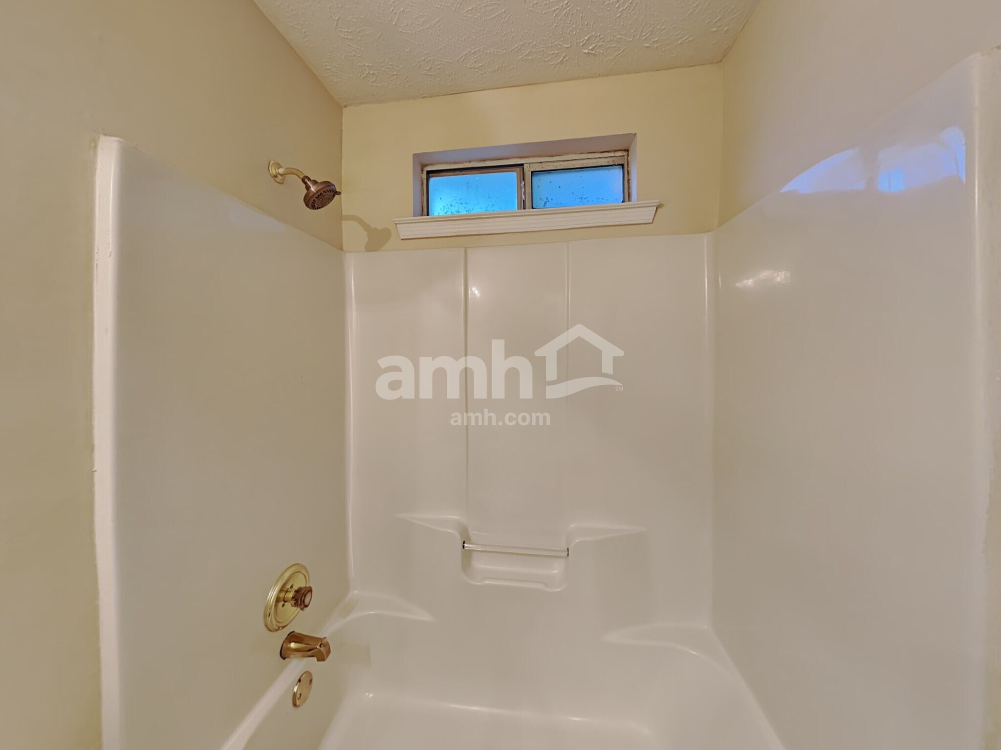 Building Photo - 515 Chaseridge Dr