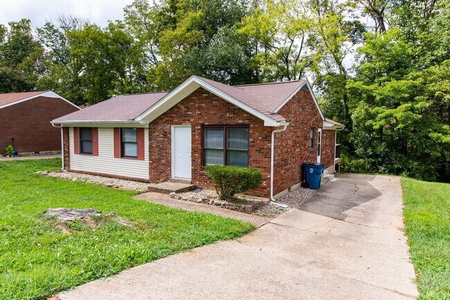 Building Photo - 3BR/1BA Home For Rent in Willow Creek Subdivision