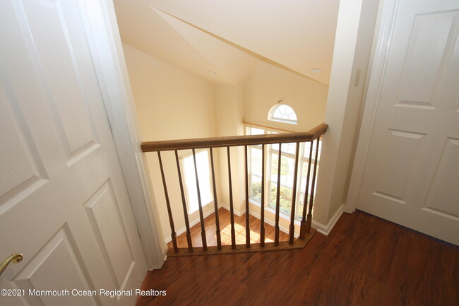 Building Photo - 86 Banyan Blvd