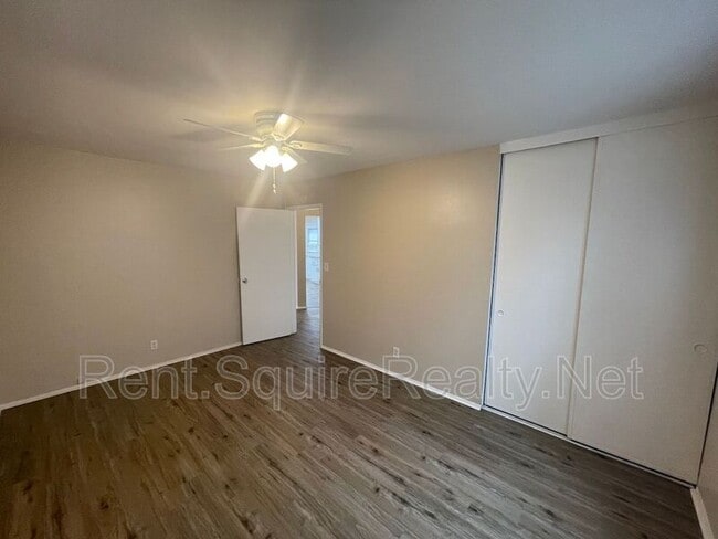 Building Photo - 355 S Aspan Ave