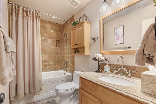 Building Photo - 43260 Silk Tree Ln