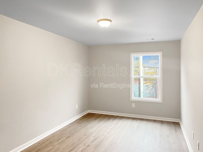 Building Photo - 5108 Fox Den Rd