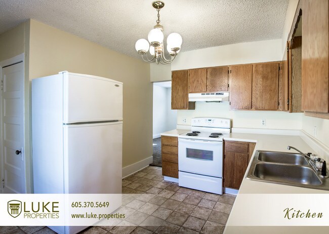 Building Photo - 814 N Indiana Ave